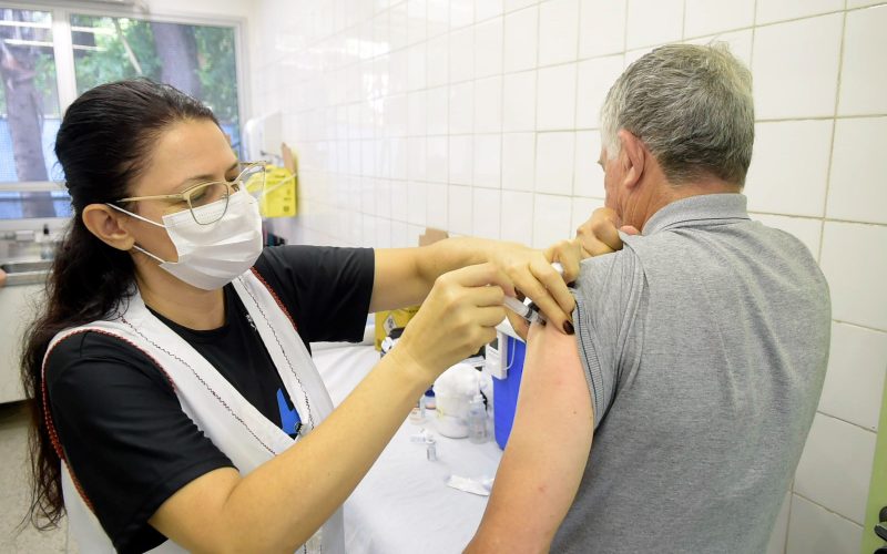 Guarulhos inicia campanha de vacinação contra influenza com dia D de mobilização no sábado