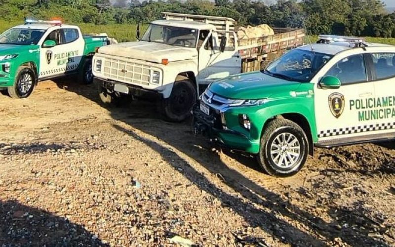 GCM flagra descarte irregular com apoio de drones e prende dois homens na Vila Laurita