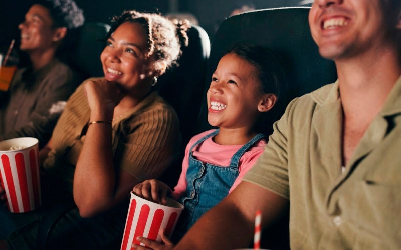 Cineminha do Bento realiza sessão gratuita com filme surpresa para reunir famílias no dia 27