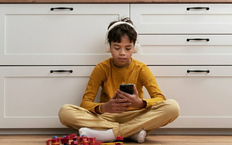 CEU Paraíso-Alvorada oferece oficina sobre tecnologia e segurança digital para crianças
