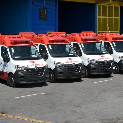 Prefeitura de Guarulhos entrega 4 novas ambulâncias para o SAMU