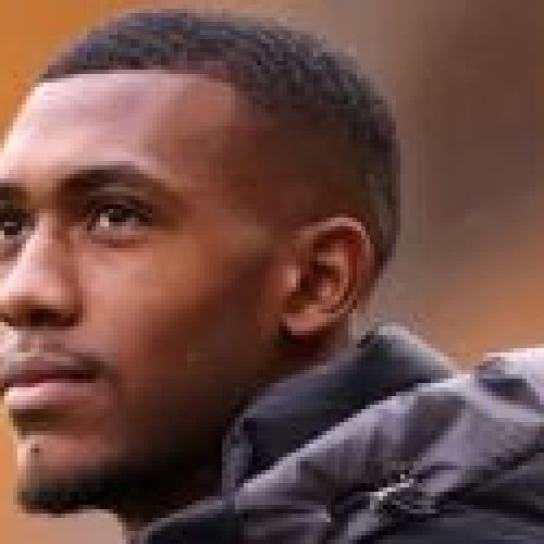 Atuação de Rayan contra o Manchester United agita debate: ‘Que bizarrice’